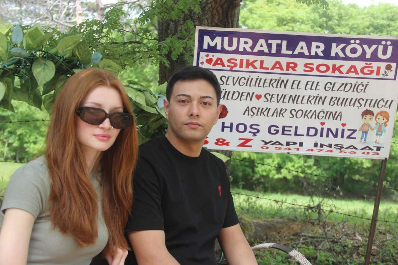 İlginç gelenek! Eş arayan gençler bu sokağa koşuyor 3
